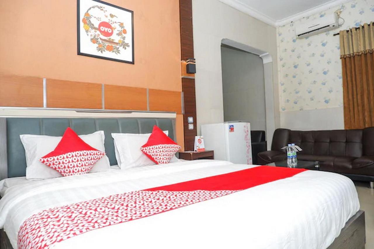 Oyo 822 Hotel Mukti Jaya Purwokerto Exterior photo